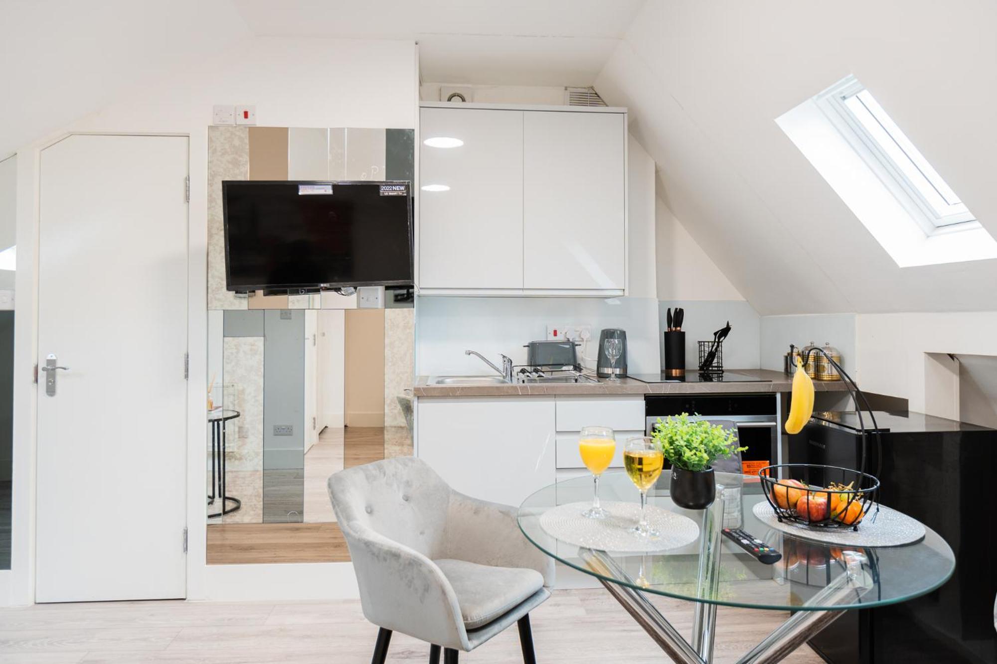 Spacious And Modern Studio In London G Bagian luar foto