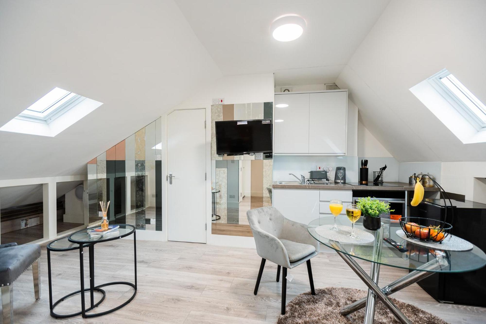 Spacious And Modern Studio In London G Bagian luar foto
