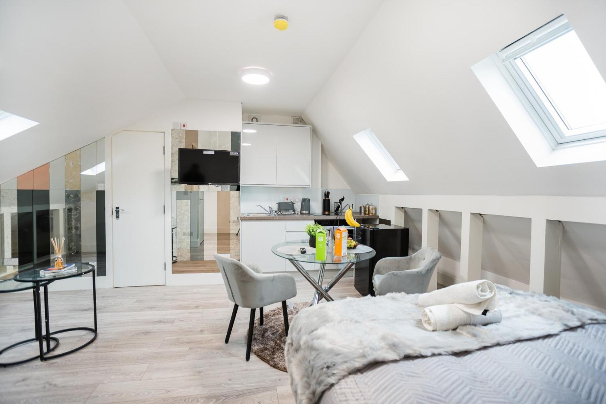 Spacious And Modern Studio In London G Bagian luar foto
