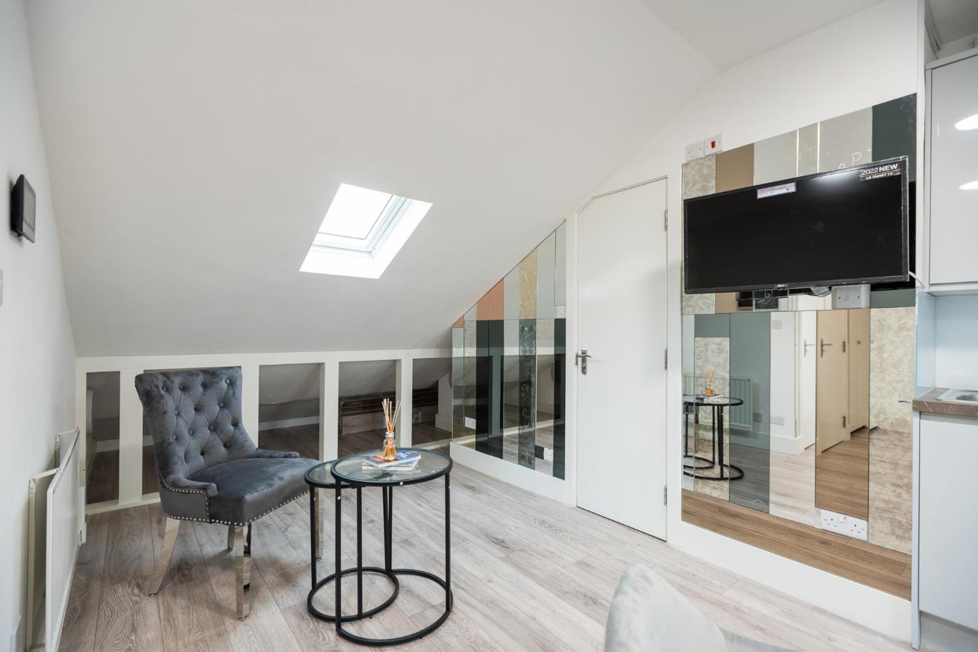 Spacious And Modern Studio In London G Bagian luar foto