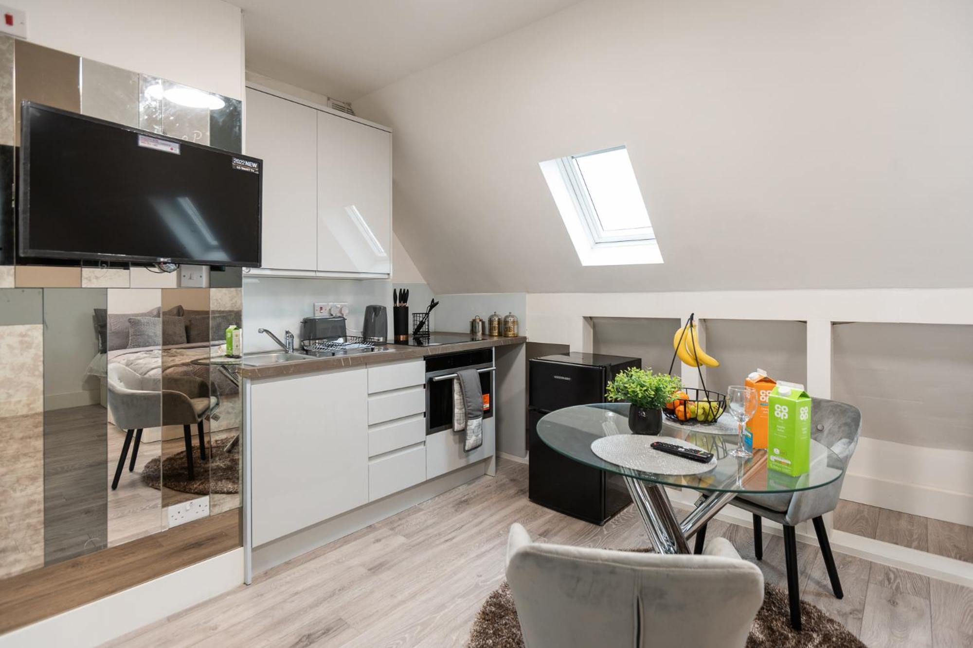 Spacious And Modern Studio In London G Bagian luar foto